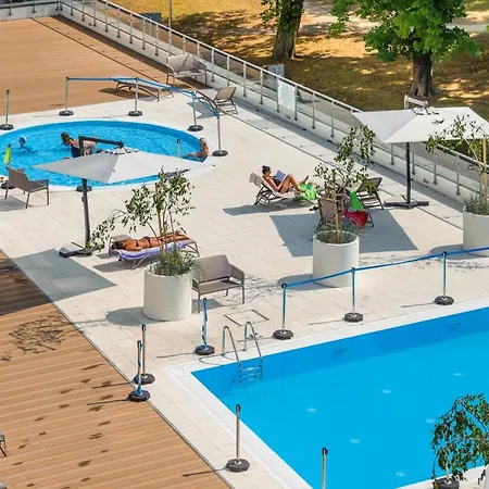 公寓 Nadmorskie Tarasy, Sun & Snow